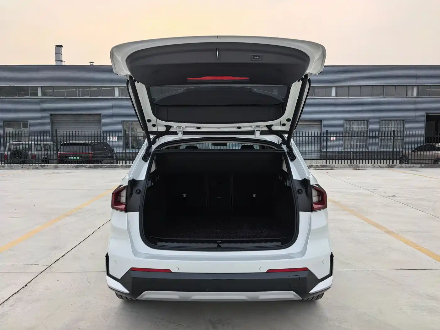 BMW X1 2025 sDrive25Li X Design Package фото 8