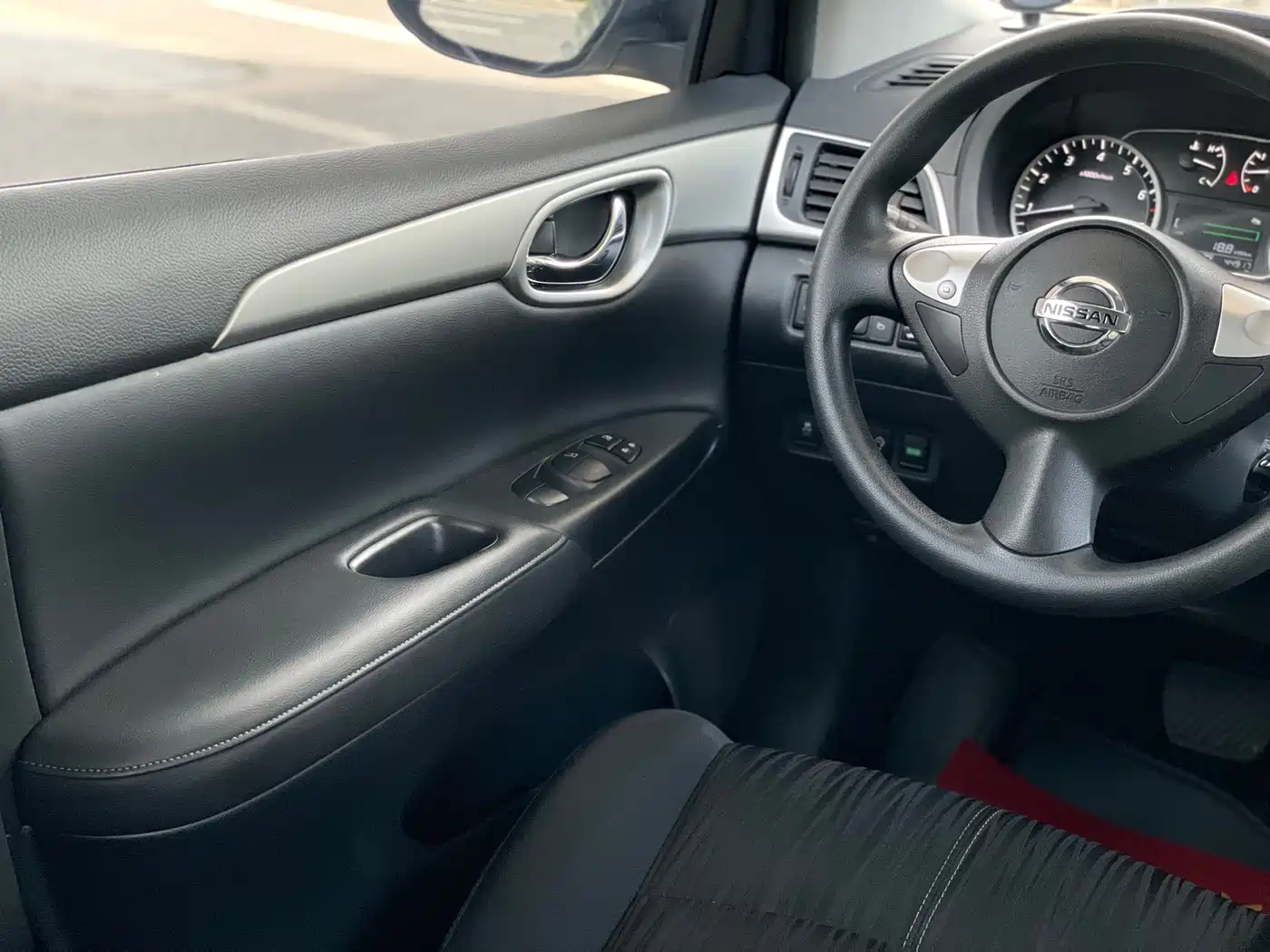 Nissan SYLPHY, миниатюра 12