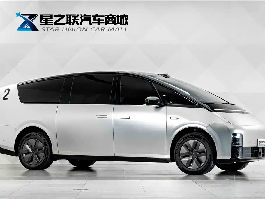 Li Auto MEGA 2025 2025 Model Home Family Special Edition