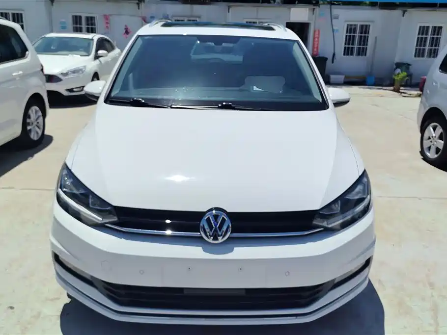 Volkswagen Touran 2018 Touran L 280TSI DSG Comfort 7-seater China V фото 2