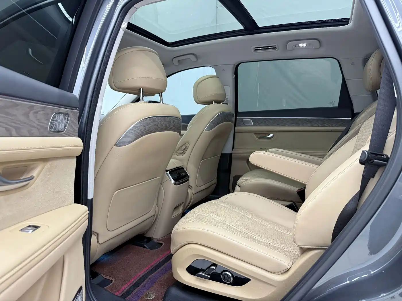 Aito M7 2022 2022 1.5T RWD Comfort Edition