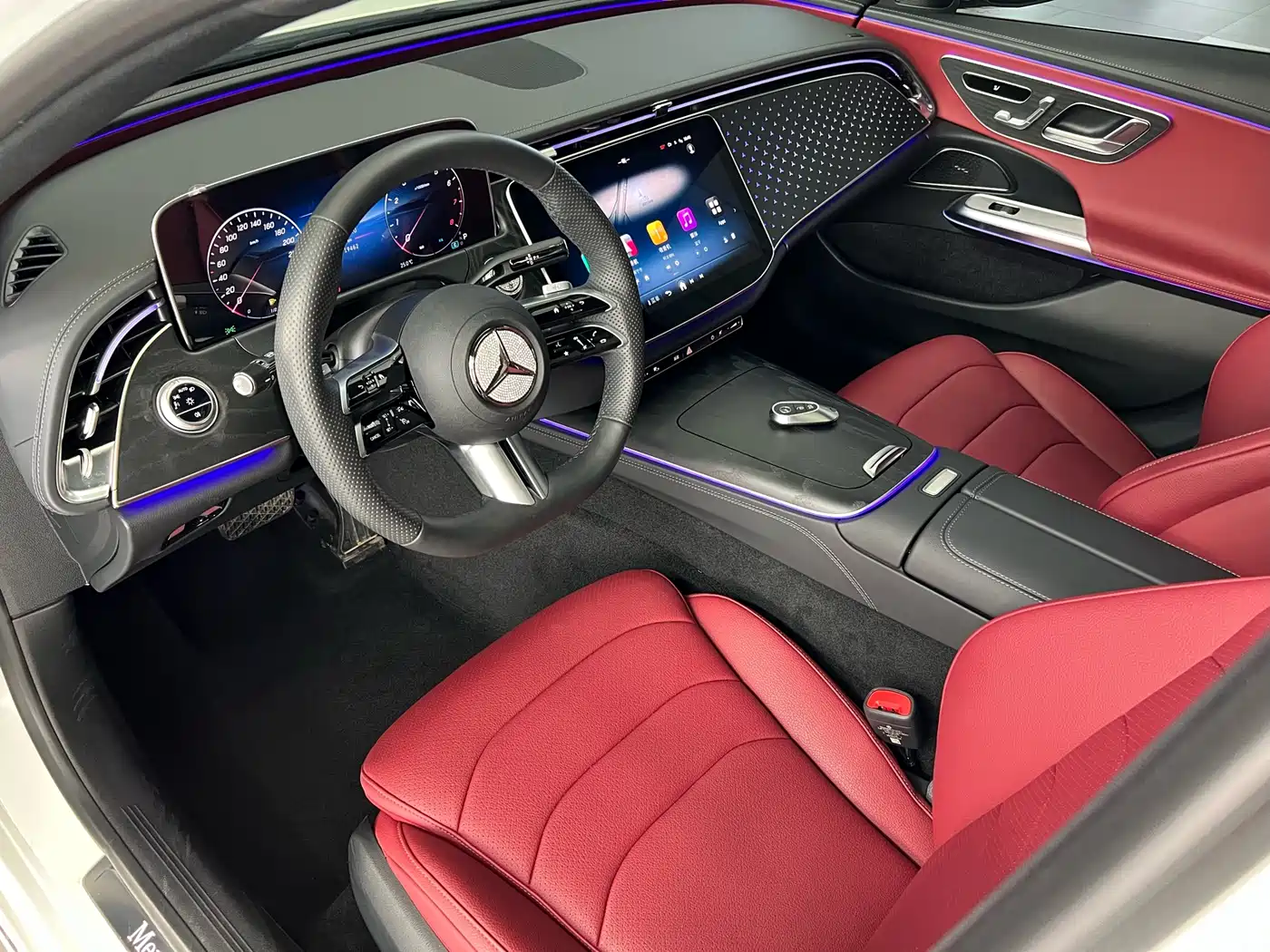 Mercedes-Benz E-Class 2024 E 300 L Fashion Sport фото 17