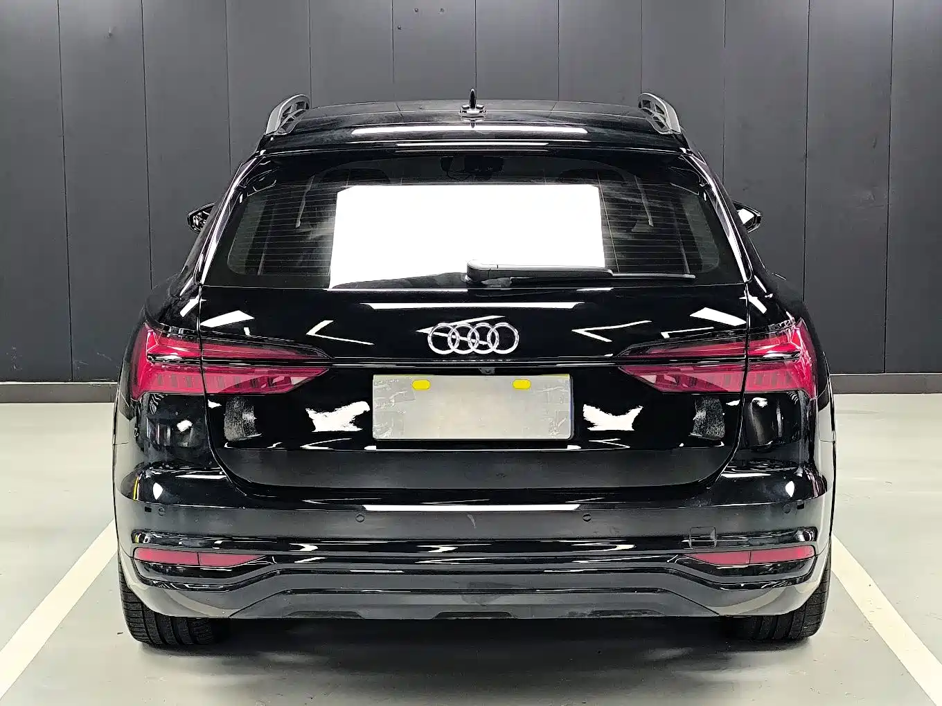 Фото 17 - Audi A6 (Import)