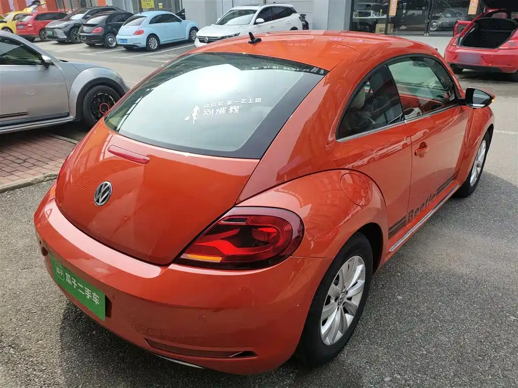 Volkswagen Beetle 2018 180TSI Easy Joy Edition фото 7