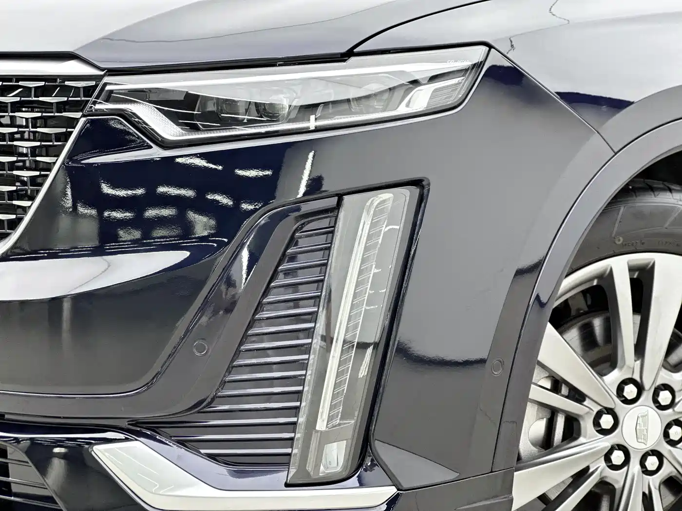 Cadillac XT6 2020 28T 6-Seater Luxury Model фото 16