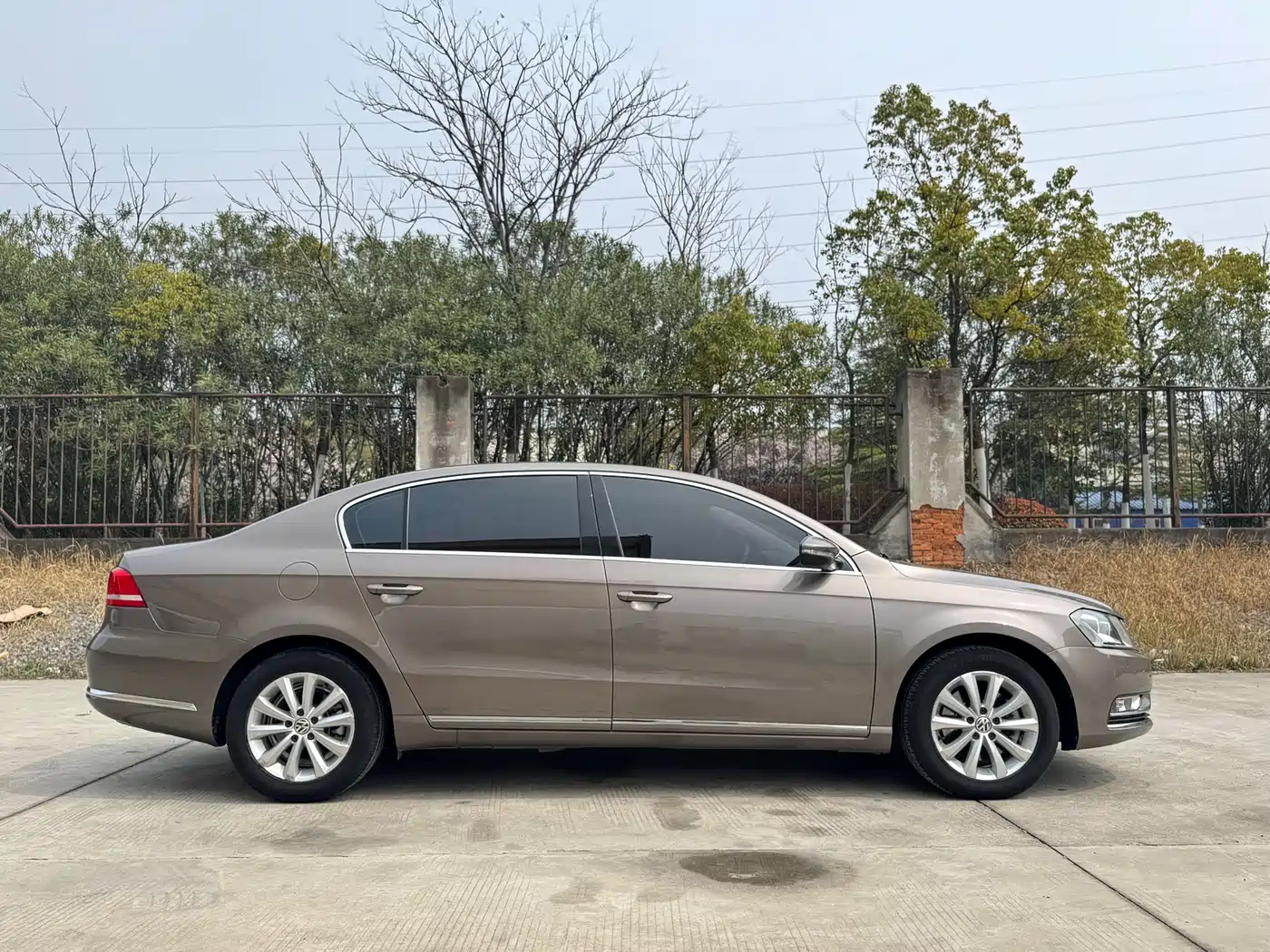 Volkswagen Magotan 2015 Facelift 1.8TSI Luxury фото 4
