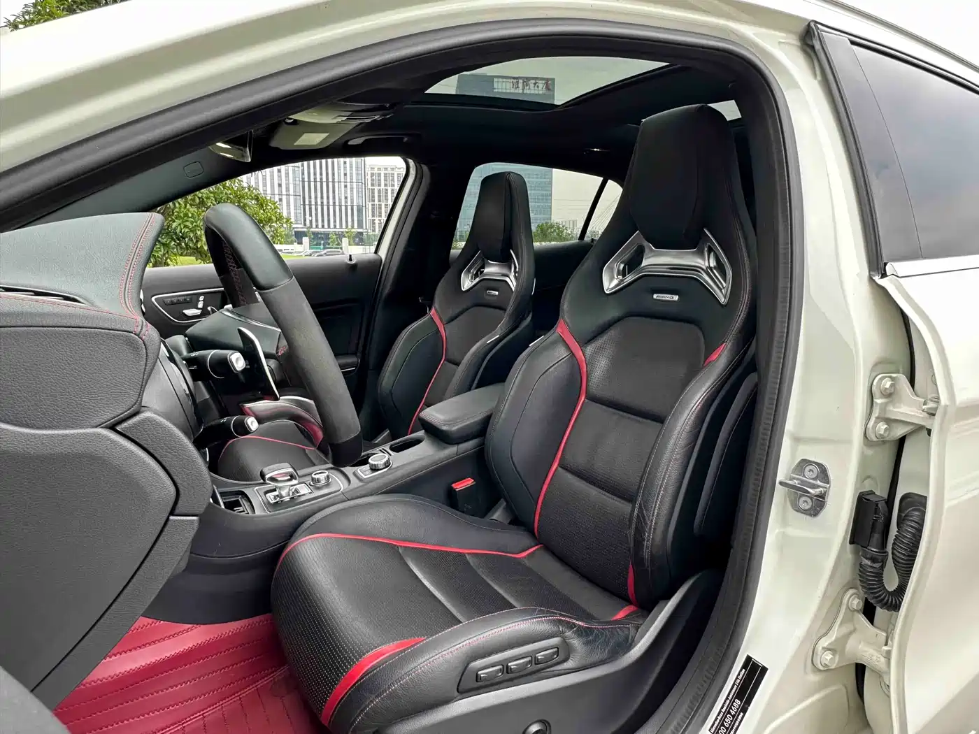 Mercedes-Benz GLA AMG 2017 AMG GLA 45 4MATIC фото 10