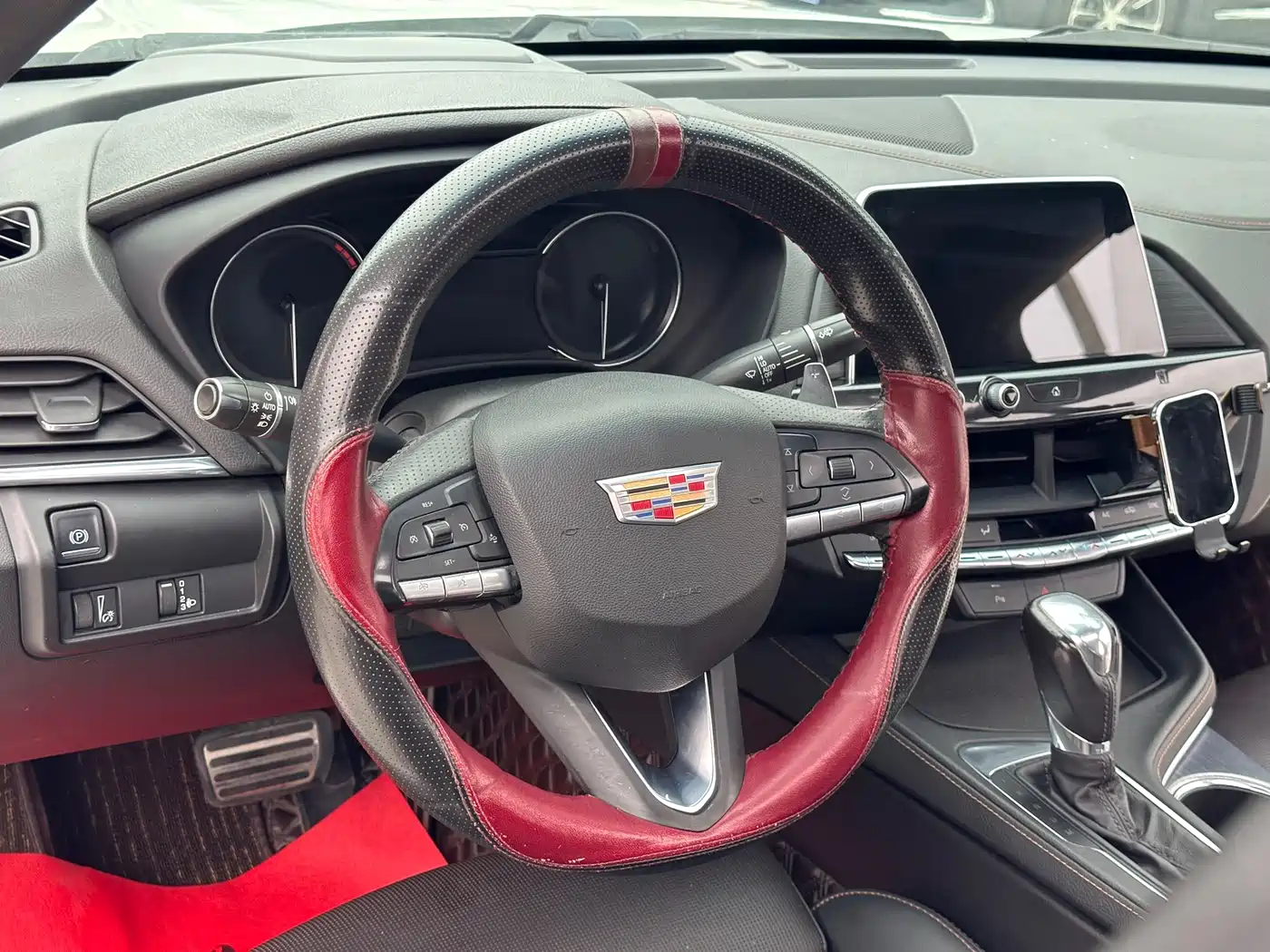 Cadillac CT4 2021 28T Luxury Model фото 16