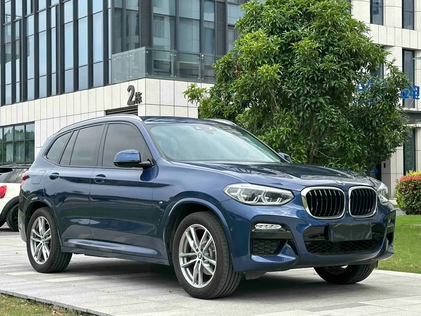 BMW X3 2018 xDrive30i Leading M Sport Package China V фото 3