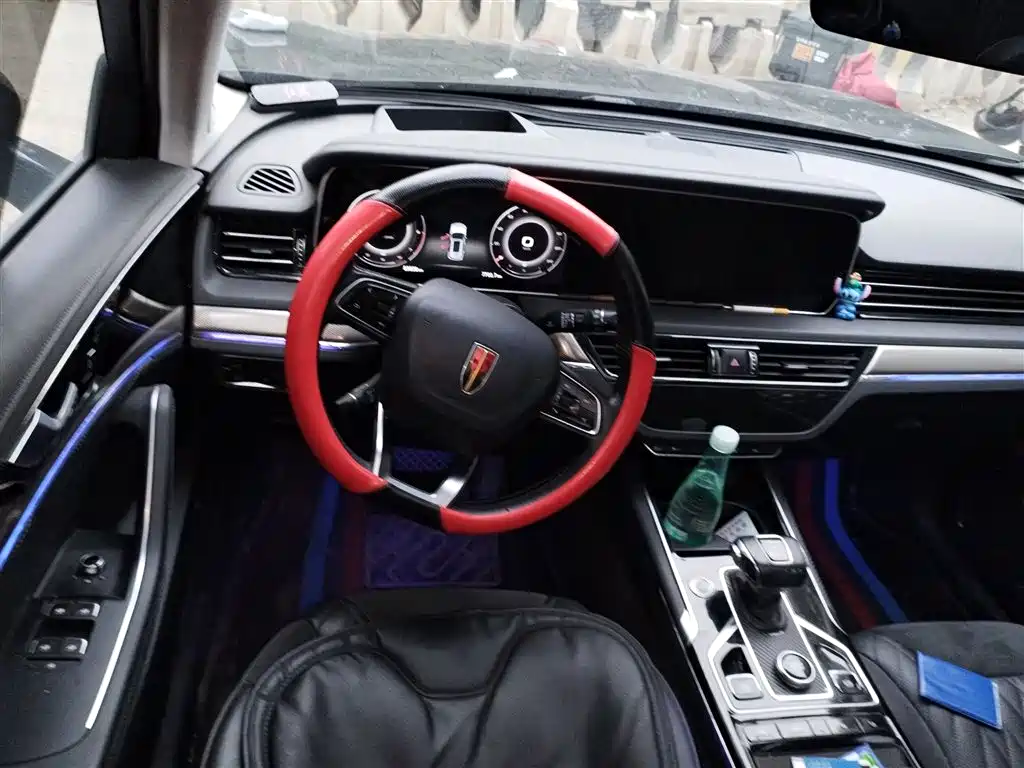 Hongqi HS5 2022 Facelift 2.0T Smart Flag Enjoyment Edition фото 3