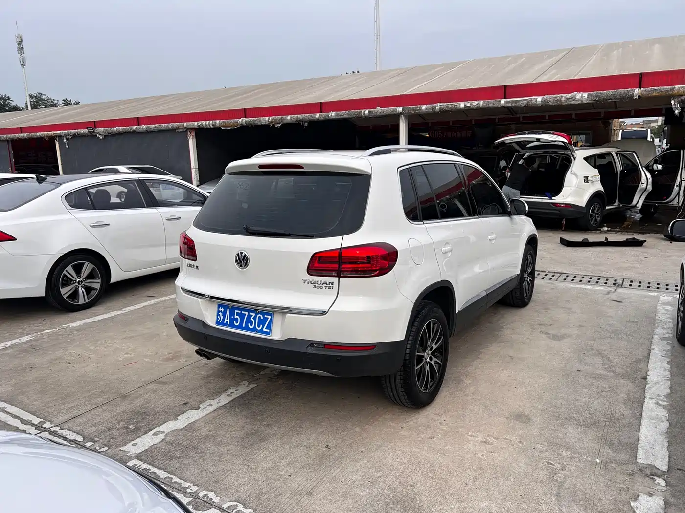 Volkswagen Tiguan 2016 Model 300TSI Automatic 2WD Luxury Edition фото 22