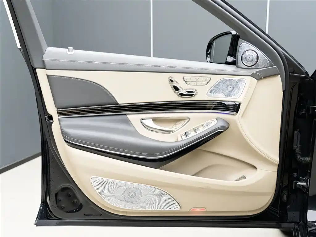 Mercedes-Benz Maybach S-Class 2018 Model S 680 фото 8
