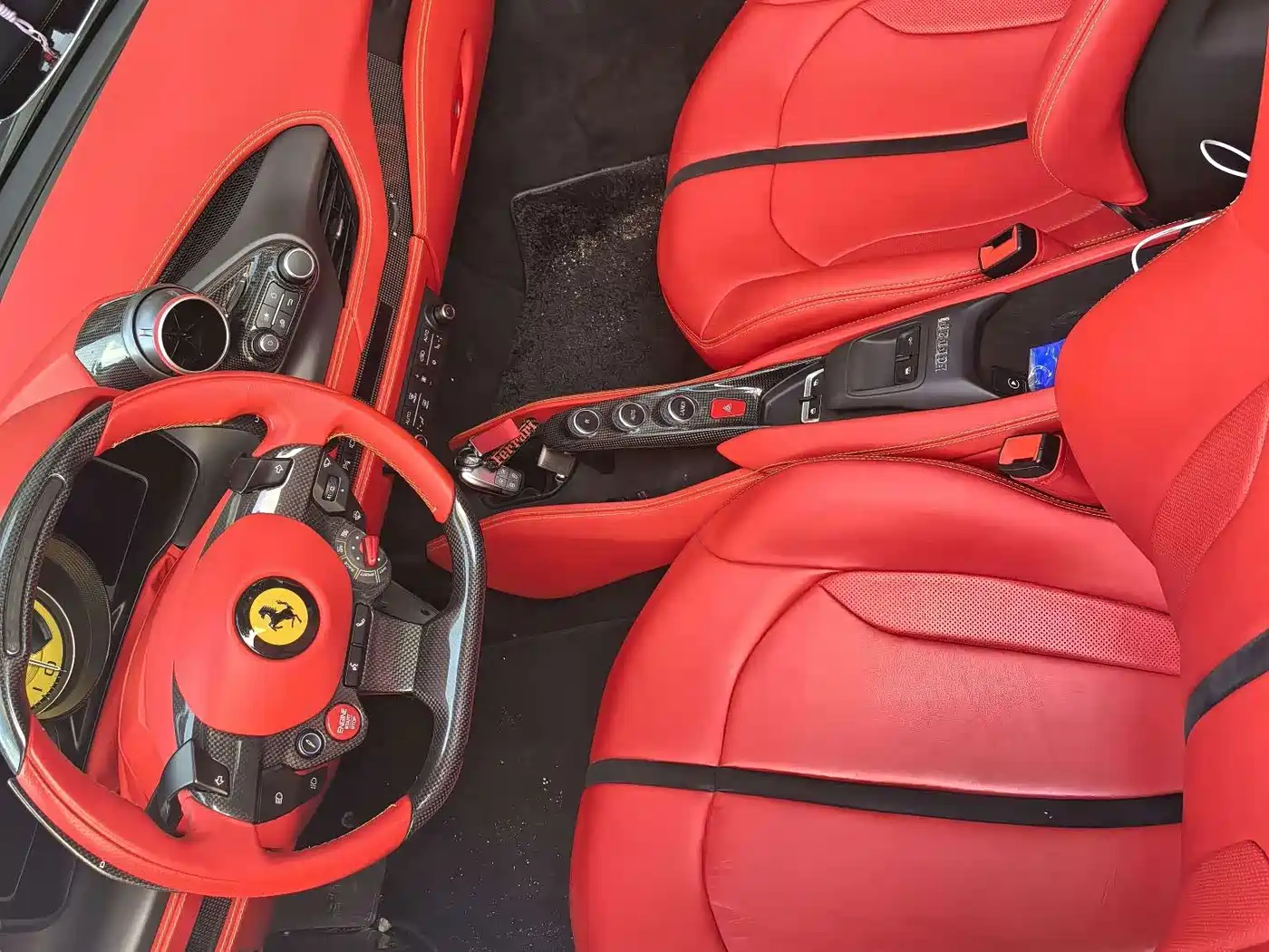 Ferrari F8 2021 2020 Spider 3.9T V8