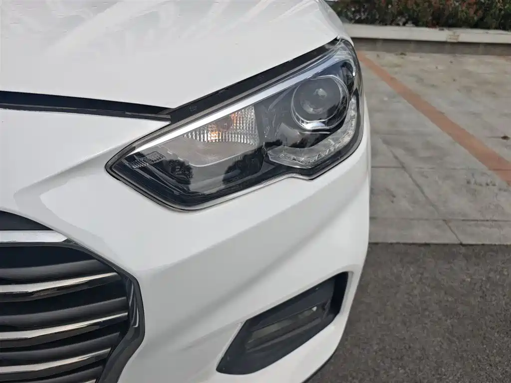 Hyundai Beijing Hyundai ix35 2019 2.0L Automatic 2WD Zhiyong·Enjoy China V фото 18