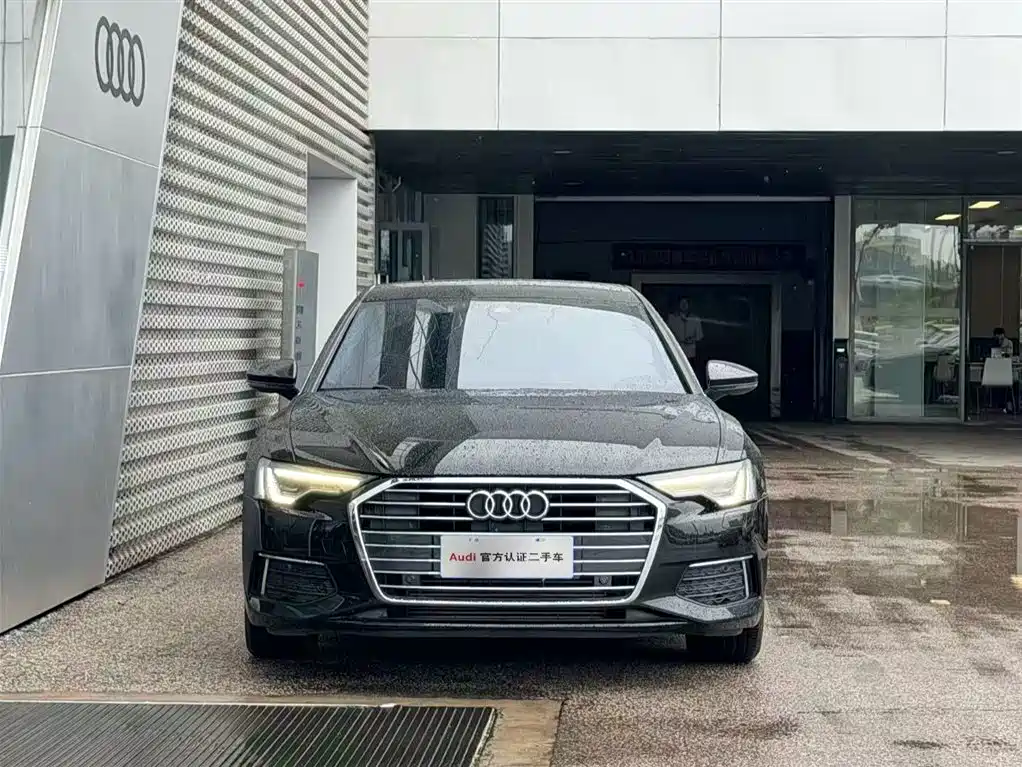 Audi A6L 2020 40 TFSI Luxury Elegance фото 2