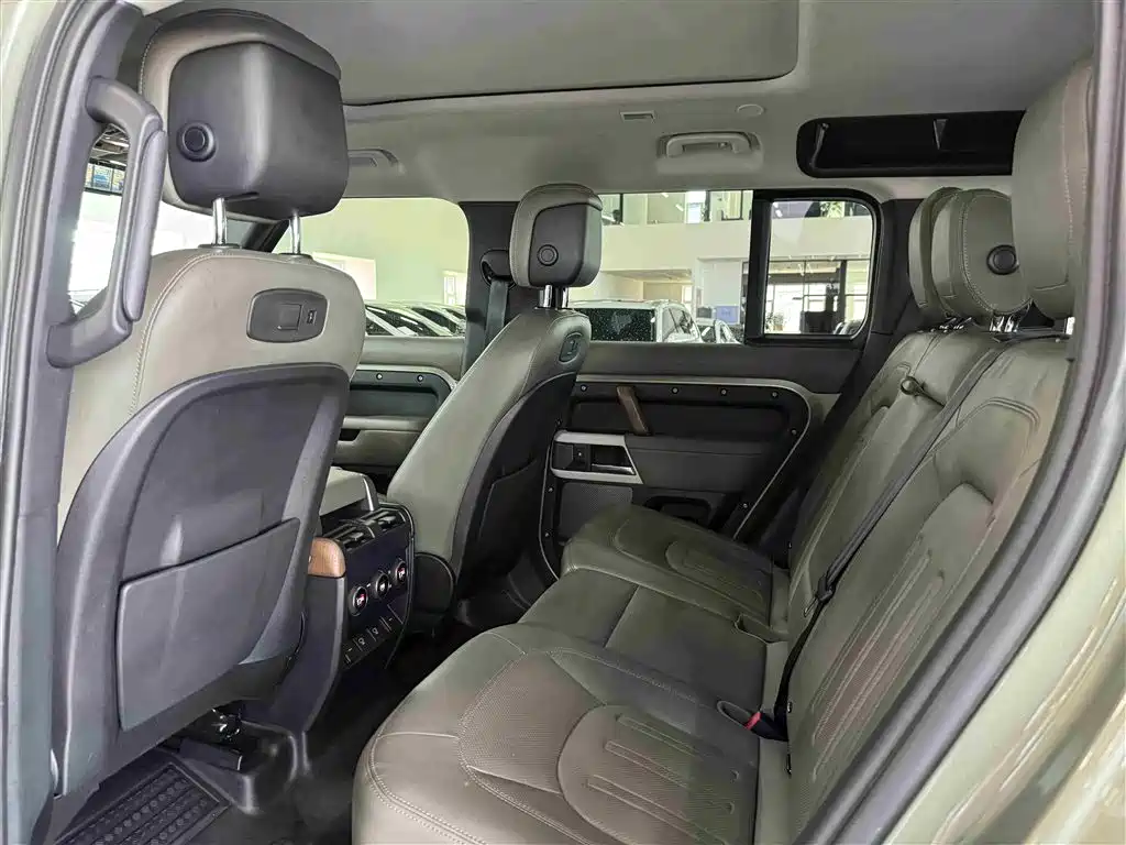 LAND ROVER GUARD
