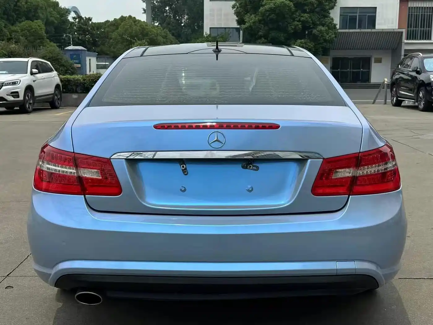 Mercedes-Benz E-Class (Import) 2012 E 200 CGI Coupe фото 4