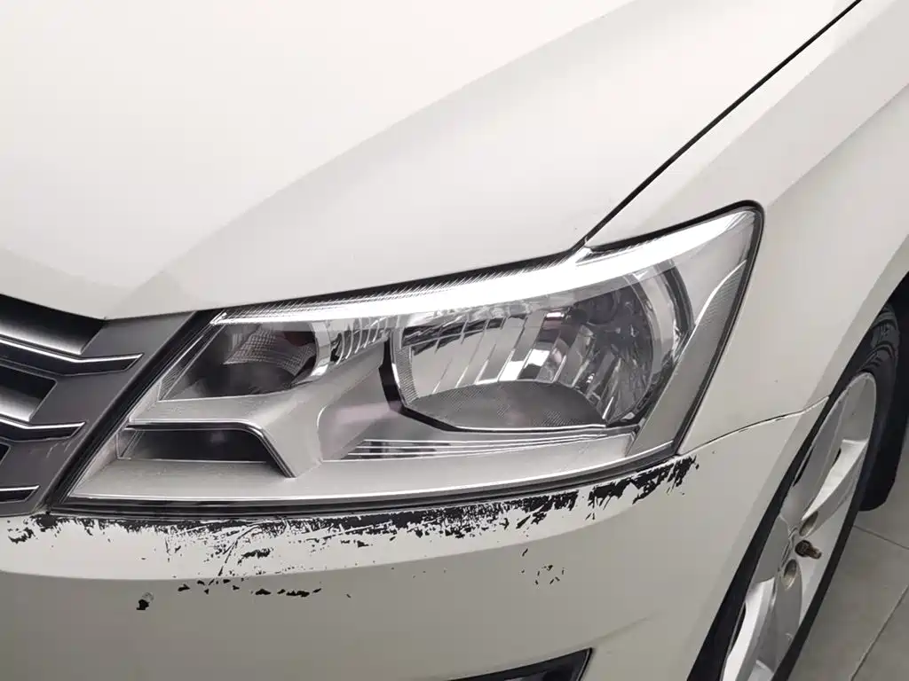 صورة 7 - Volkswagen Santana