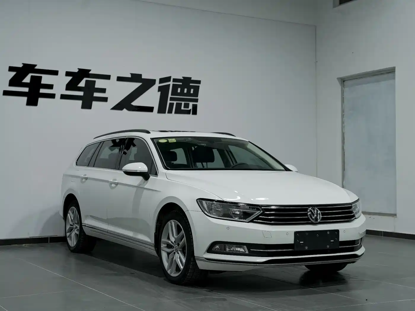 Volkswagen Weilan 2016 380TSI 2WD Comfort Edition фото 2