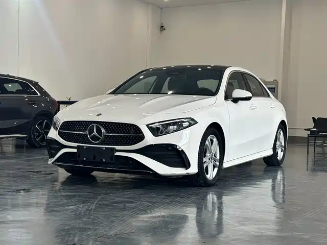 MERCEDES-BENZ A CLASS