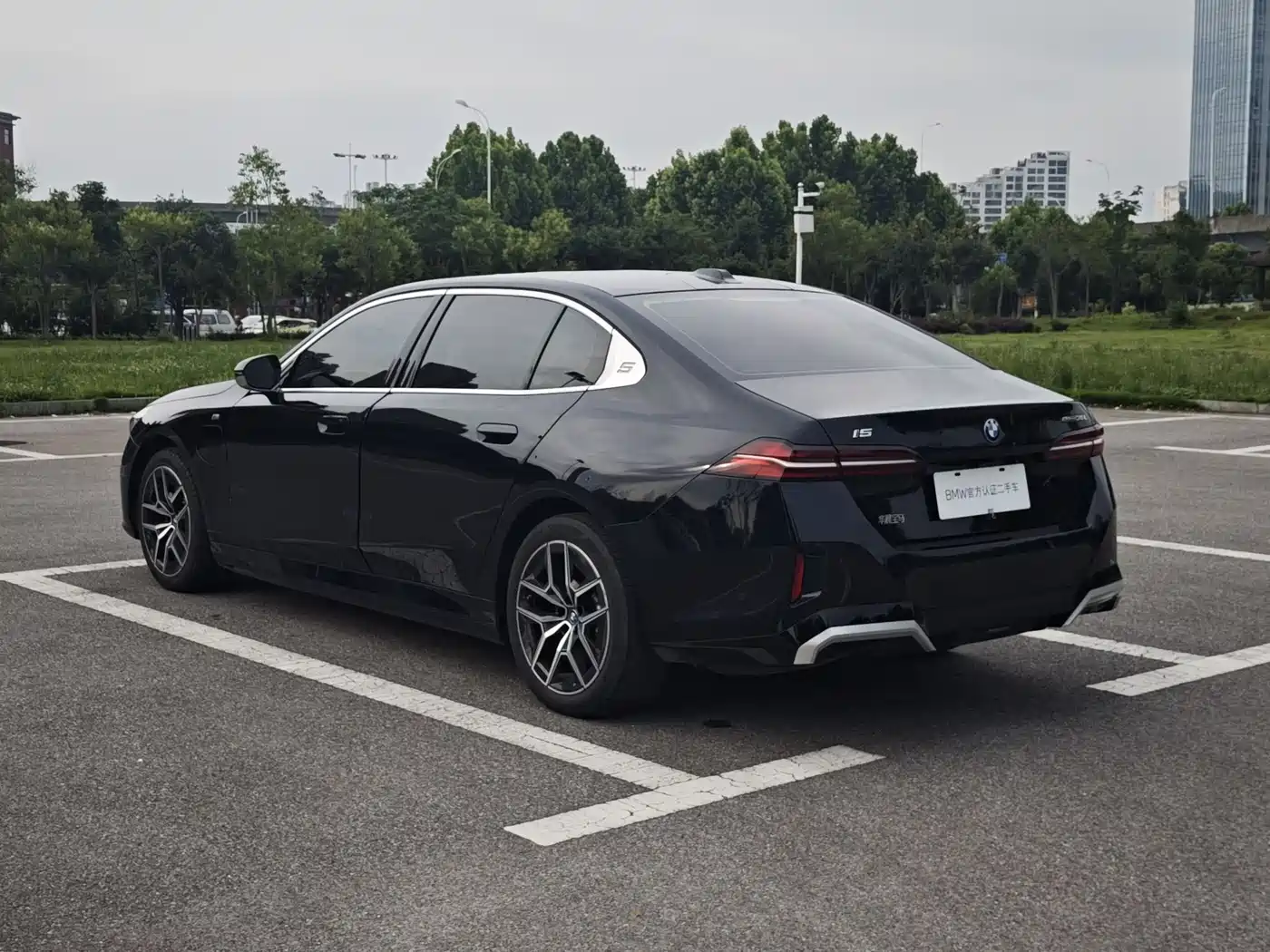 BMW i5 2024 eDrive 35L M Sport Package фото 15