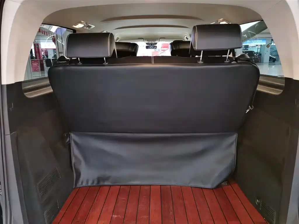 Mercedes-Benz Vito 2016 2.0T Elite Edition фото 14