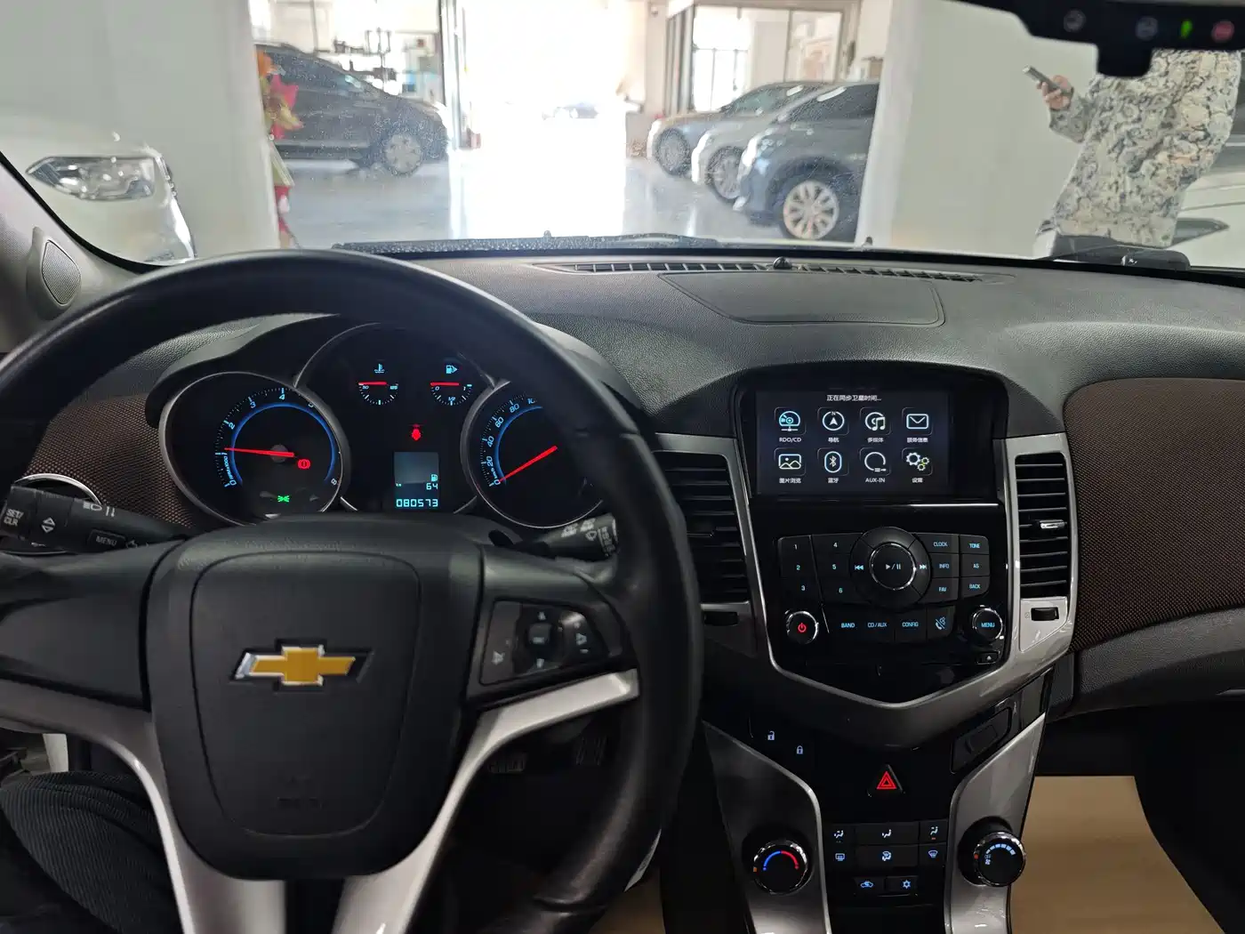 Chevrolet Cruze 2013 Hatchback 1.6L Manual Luxury фото 11