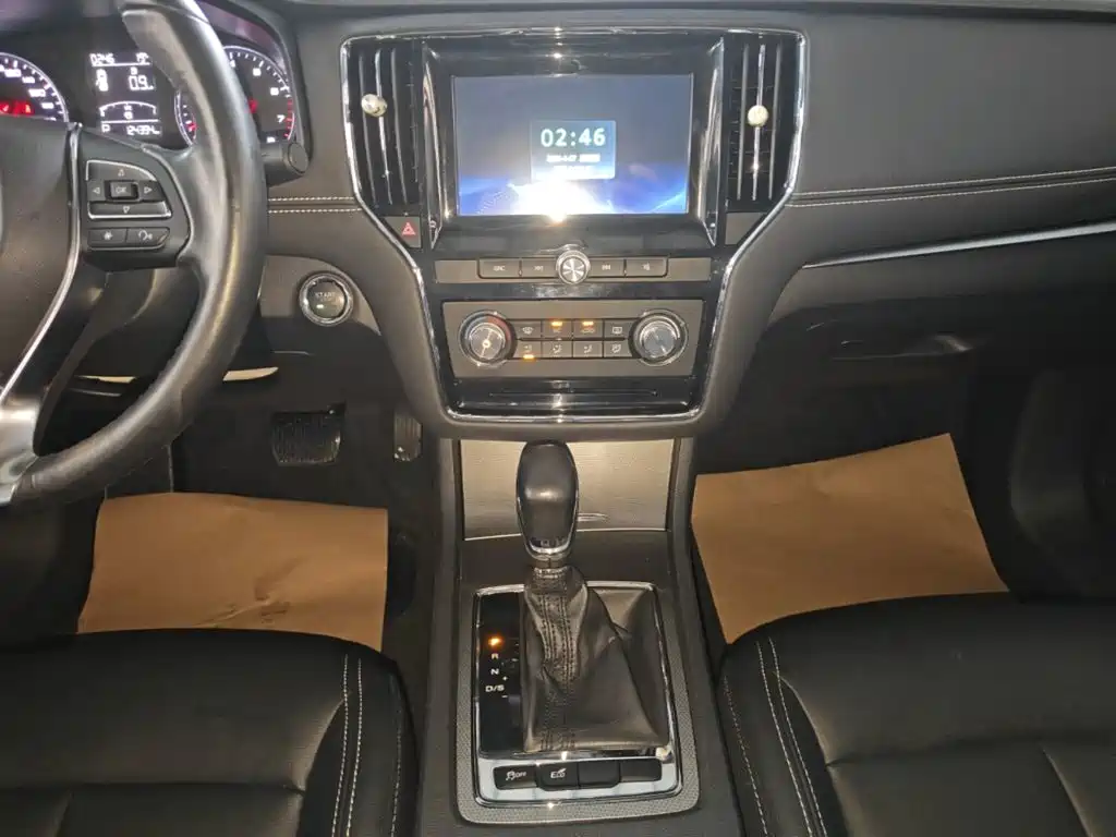 Roewe i6 2018 2018 20T Automatic Flagship Edition