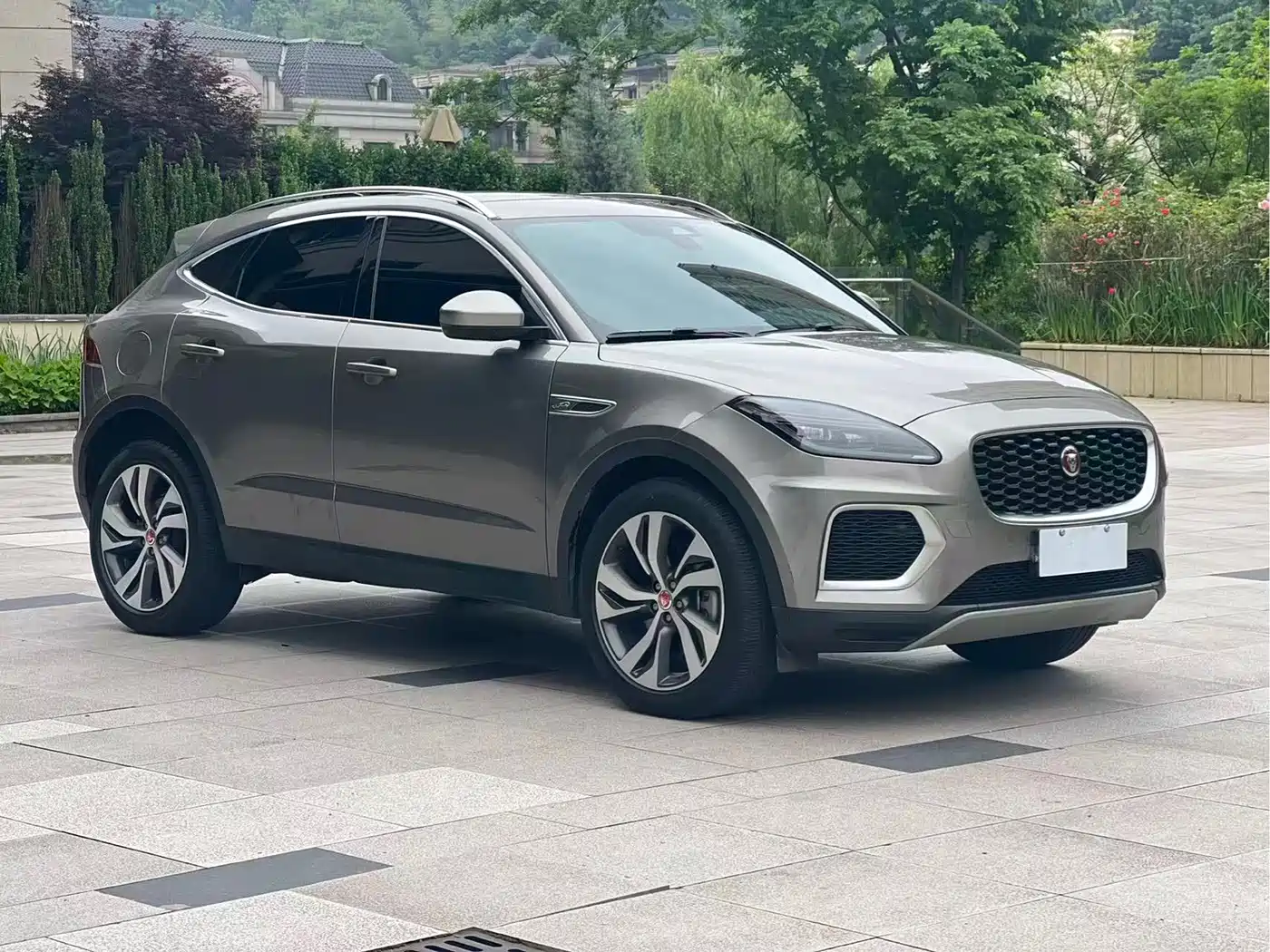 Jaguar E-PACE 2024 Progressive Sport Edition R-DYNAMIC S фото 3