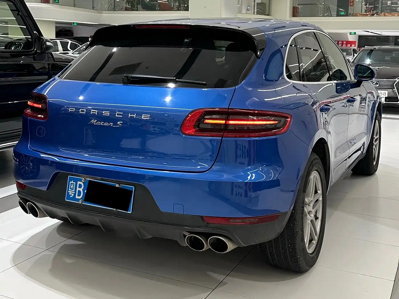 Porsche Macan 2016 Macan S 3.0T фото 11