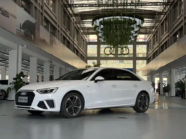 Audi A4L 2023