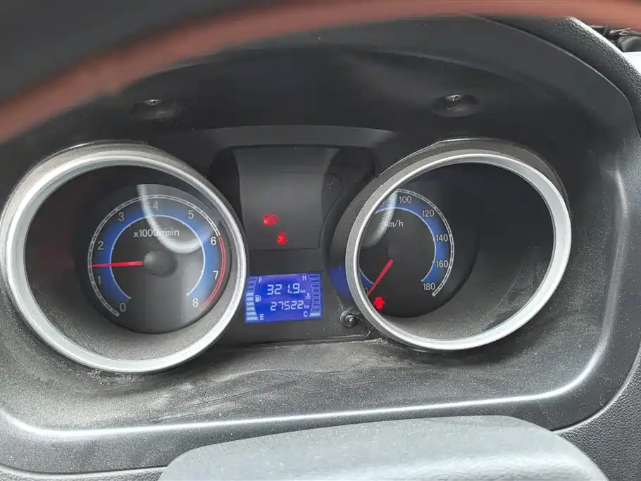 CHANGAN CHANGAN RUIXING M60