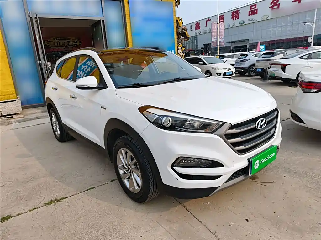 Hyundai Tucson 2018 1.6T DCT 2WD 15th Anniversary Special Edition фото 22