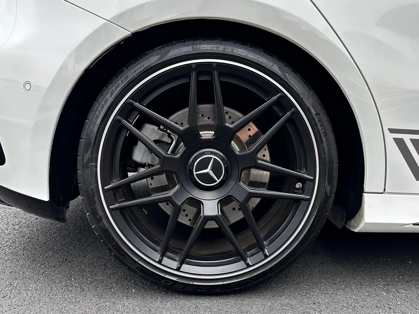 Mercedes-Benz A-Class AMG (Import) 2022 AMG A 35 4MATIC фото 19