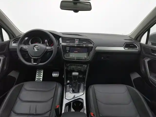 Volkswagen Tiguan L 2019 330TSI Automatic 2WD Panorama Comfort Edition China VI — фото 5
