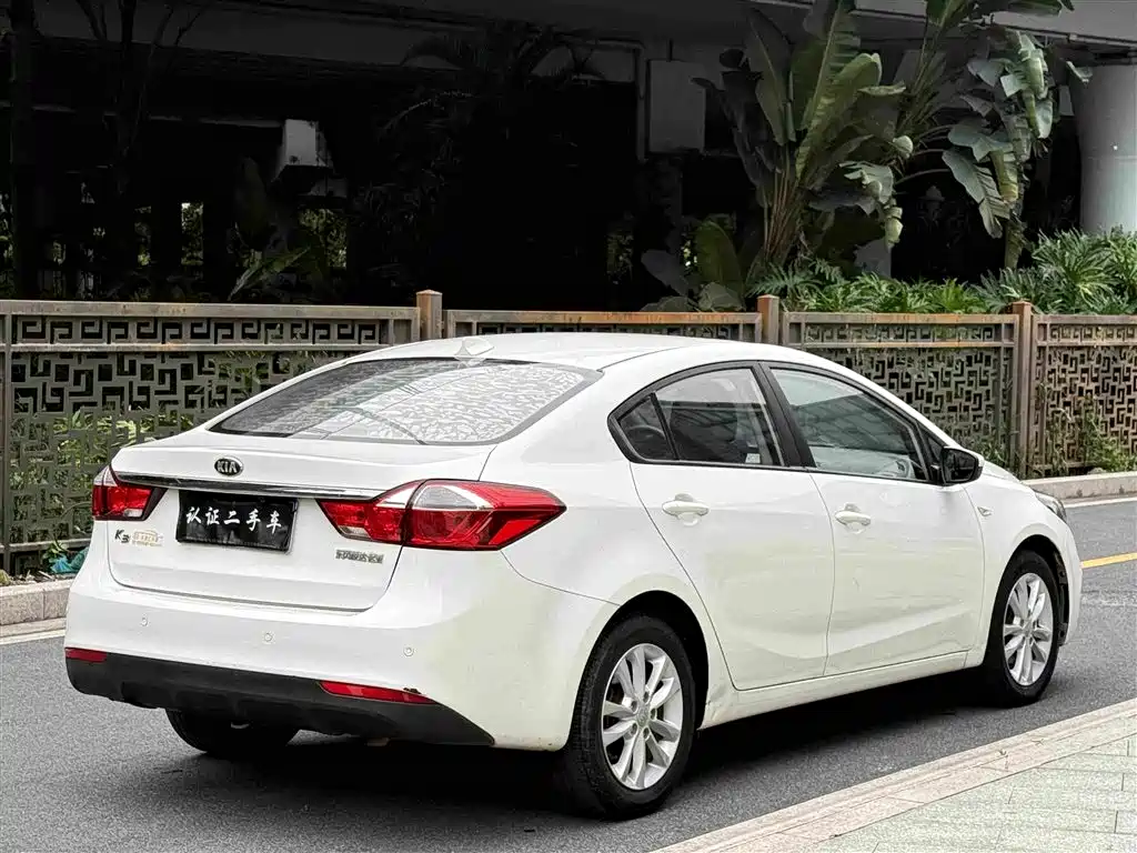 Фото 5 - Kia K3