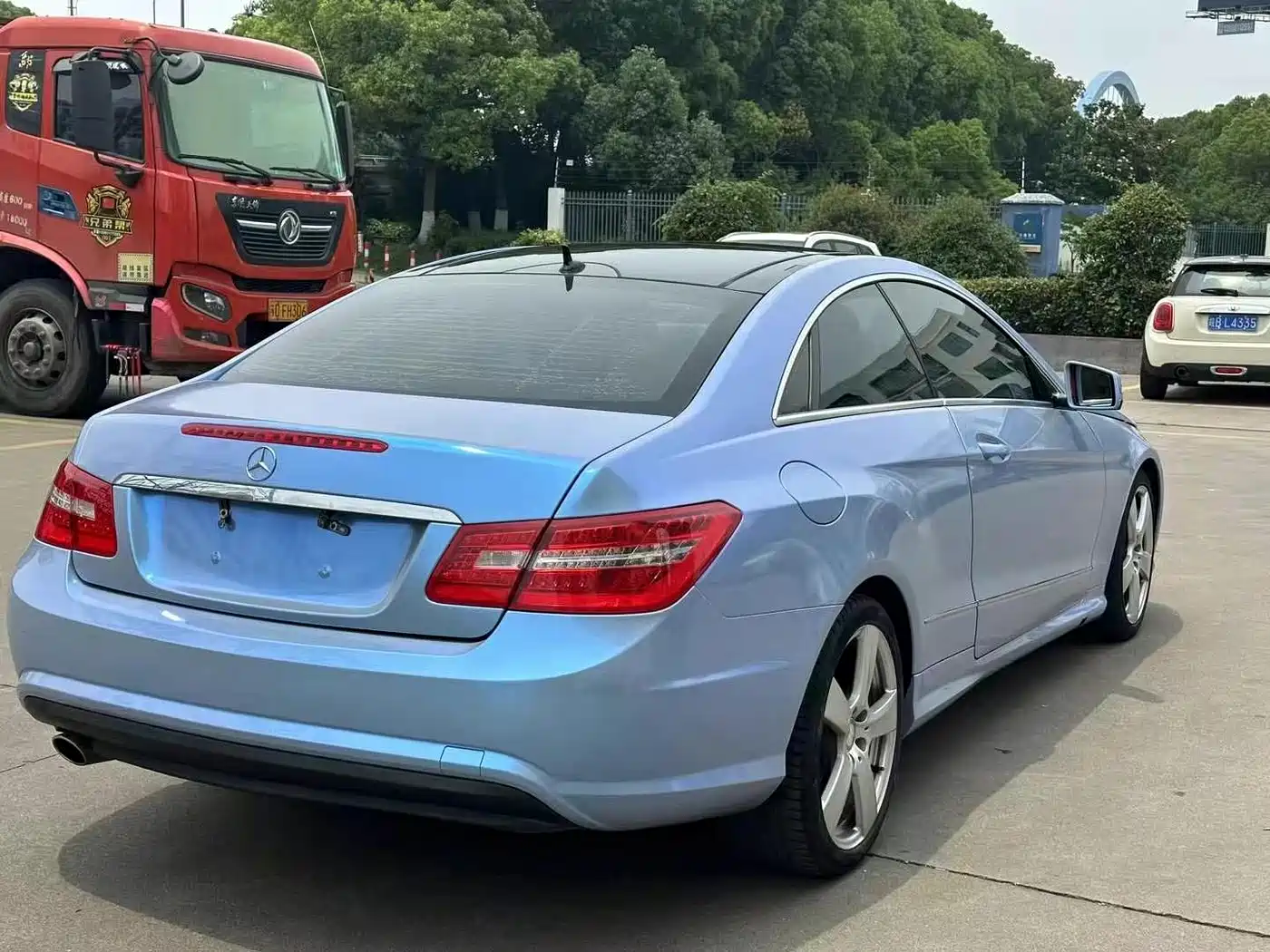 Mercedes-Benz E-Class (Import) 2012 E 200 CGI Coupe фото 5