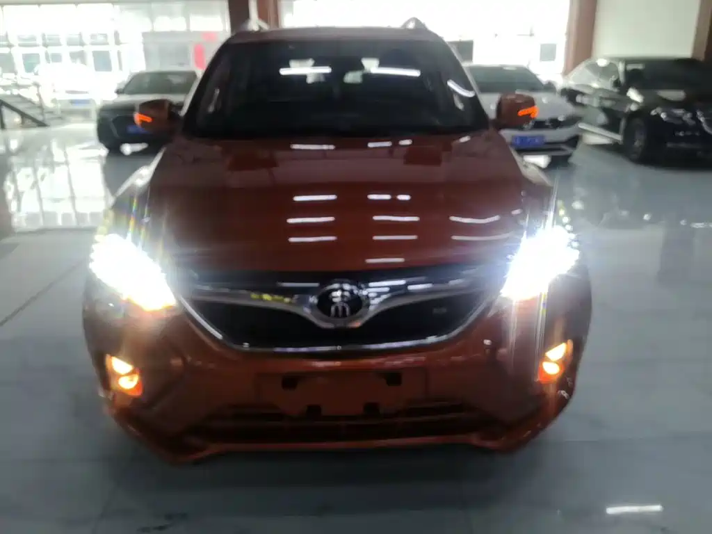 BYD Song 2017 2016 Ultimate Edition 1.5TID Automatic Elite