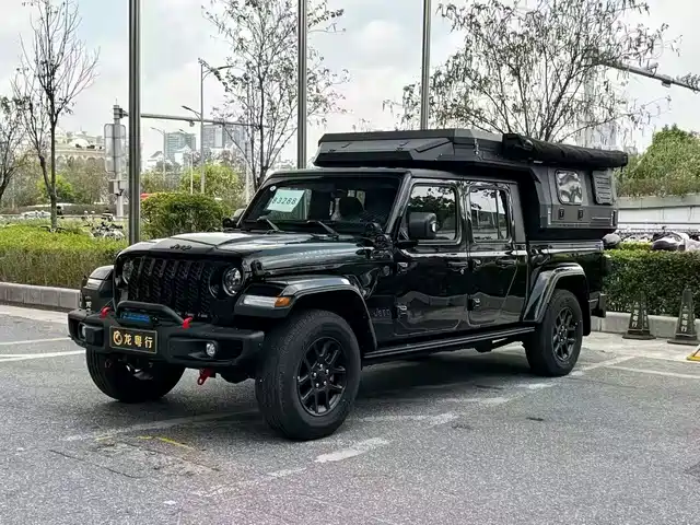  Jeep Gladiator 2023 3.6L Overland