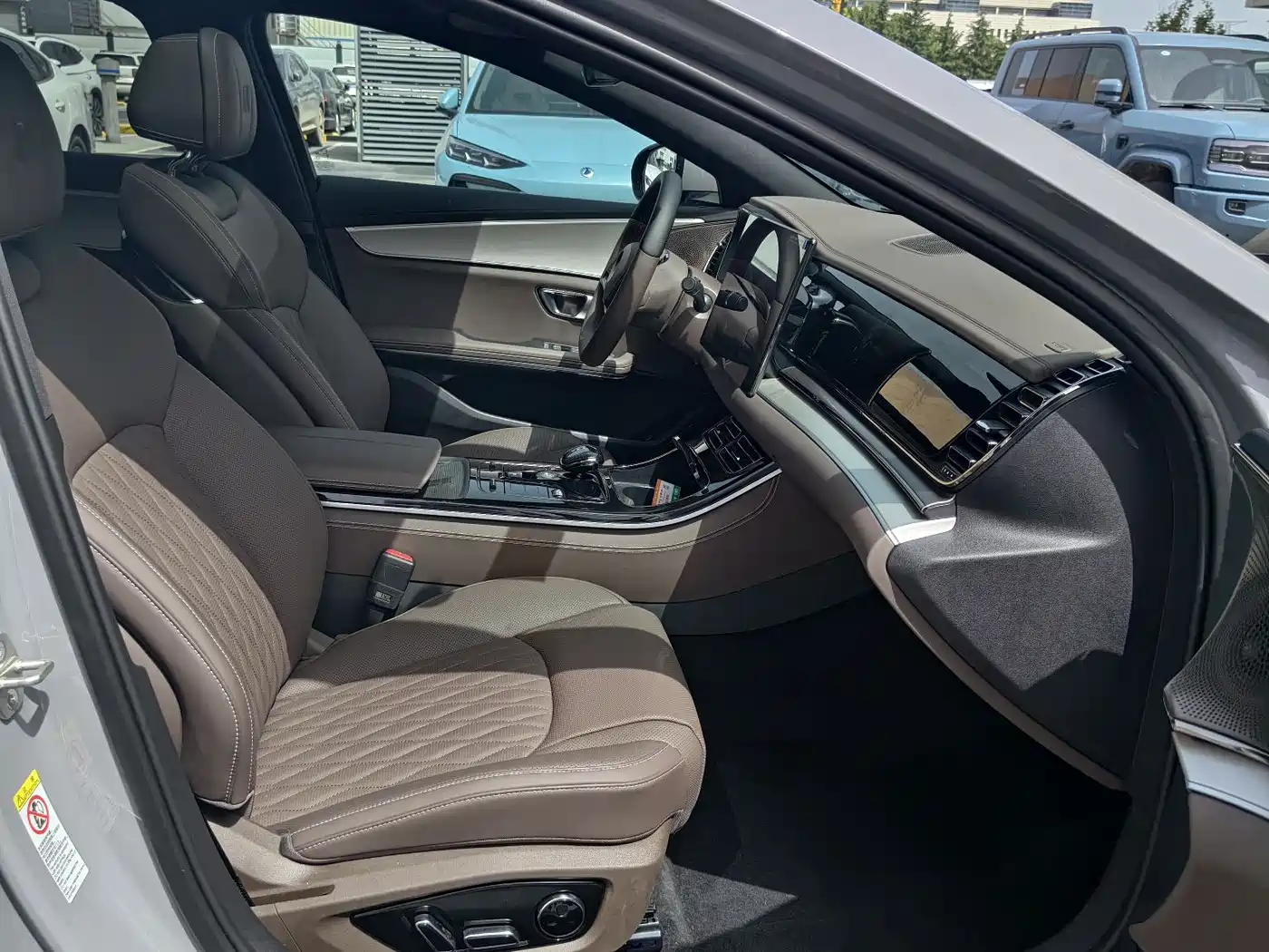 BYD Han 2025 DM-i Smart Driving Edition 125KM LiDAR Flagship фото 22
