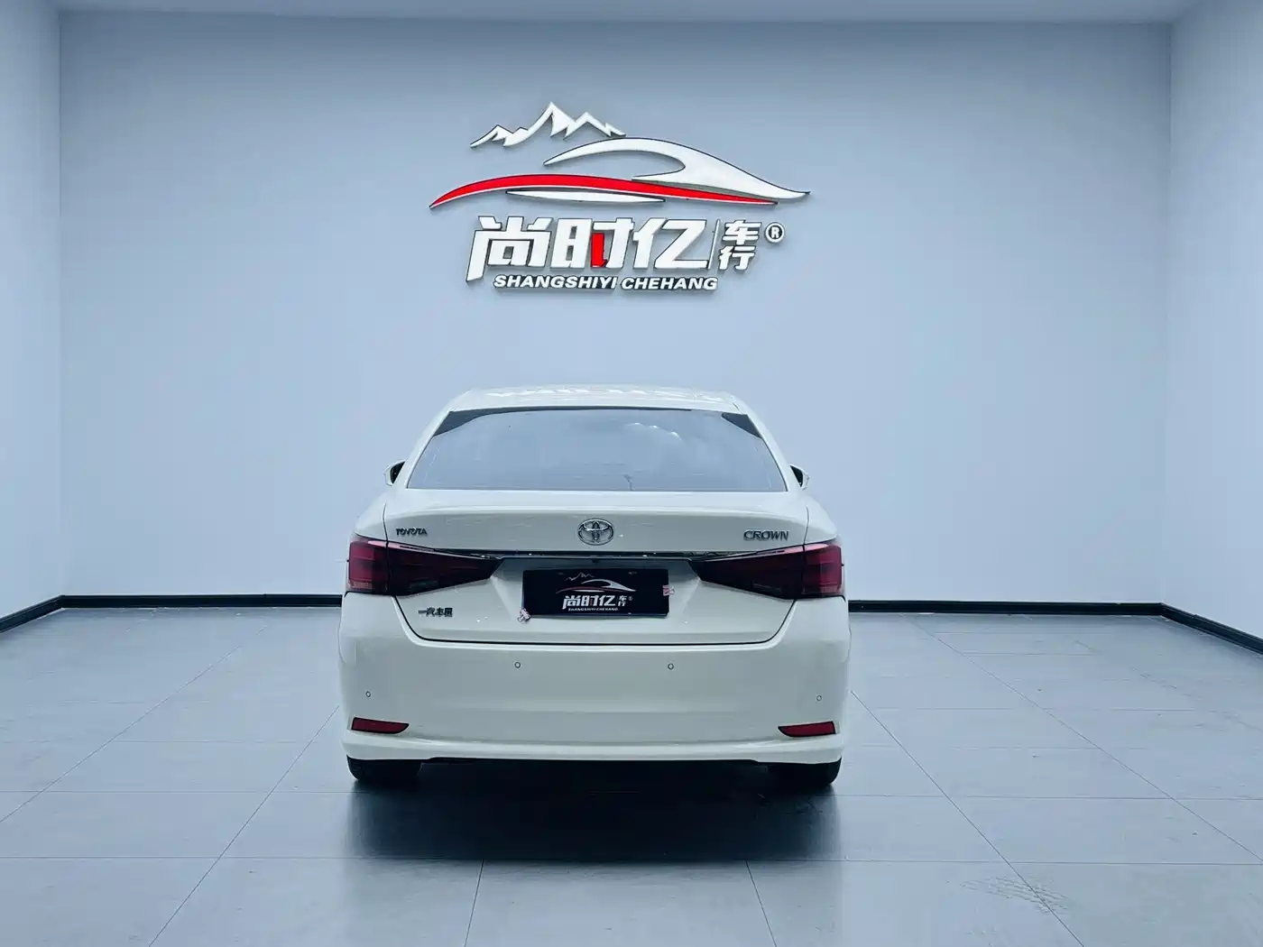 Toyota Crown 2015 2.5L Smart Edition фото 6