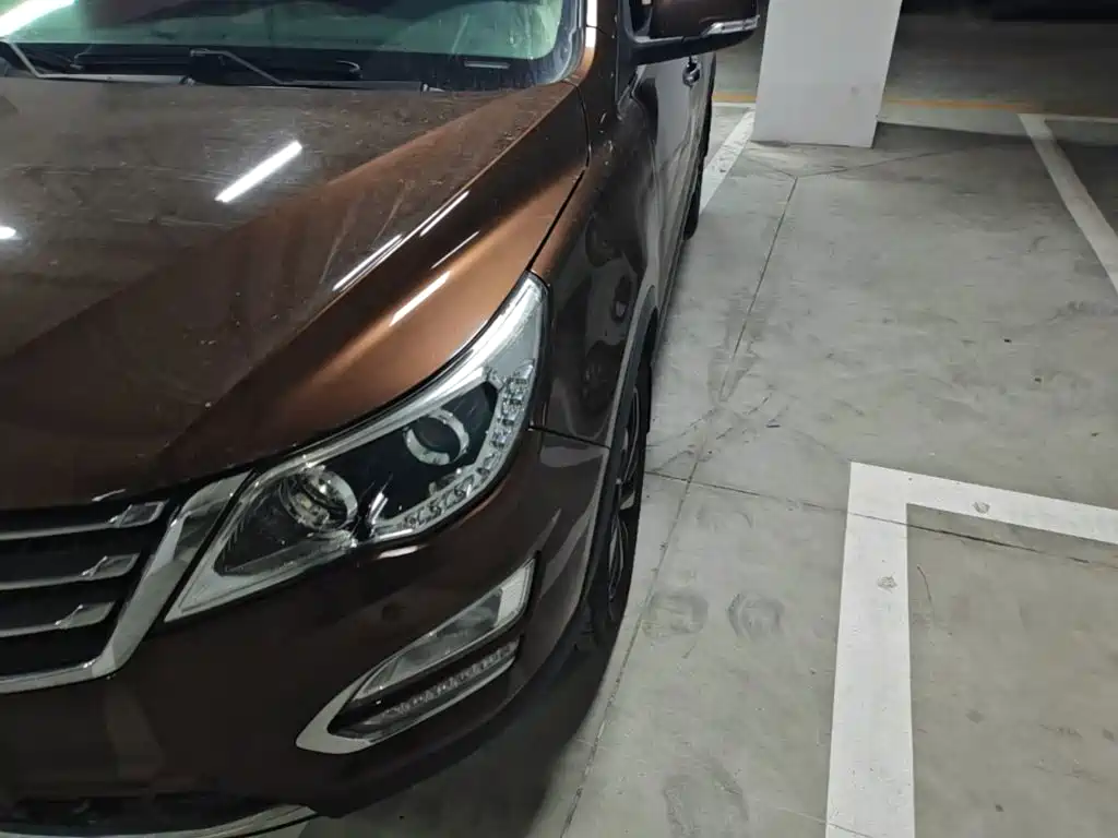 Baojun 560 2017 2016 1.8L Manual Luxury