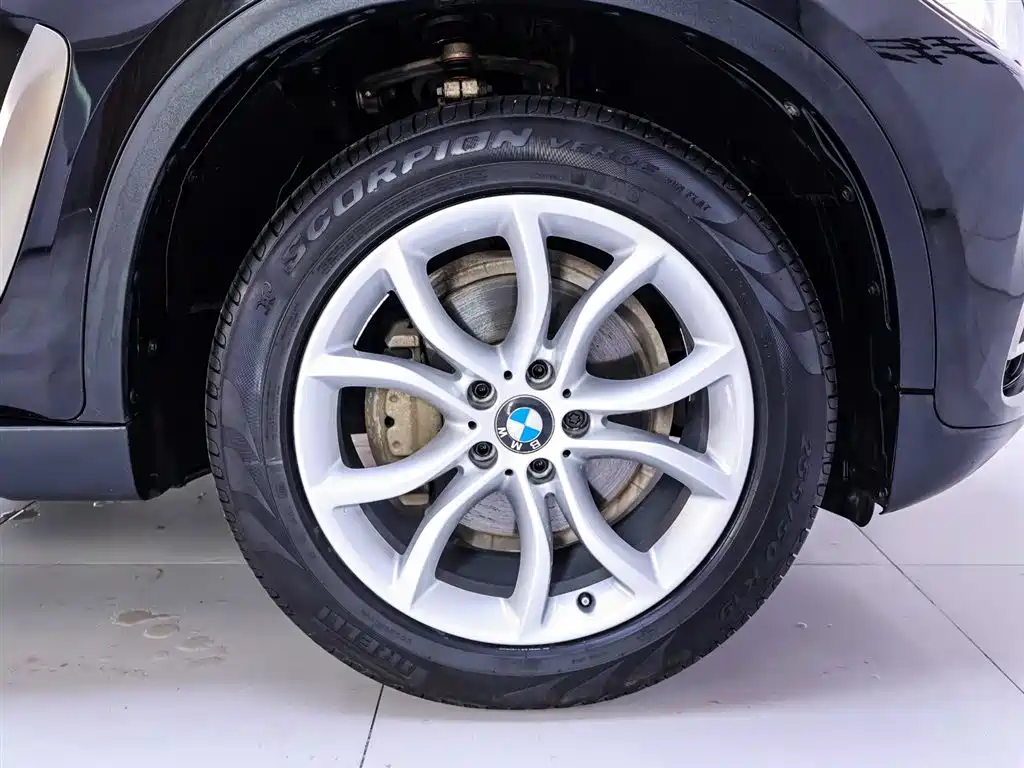 BMW X6 2017 xDrive28i фото 6