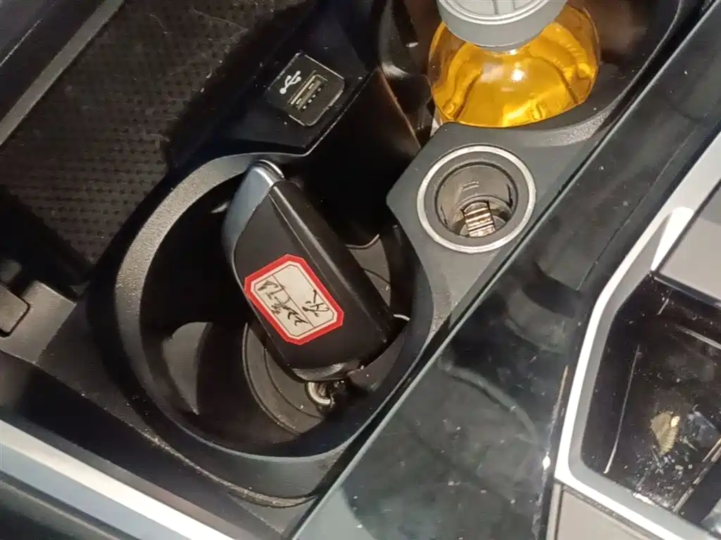 BMW i3 2022 eDrive 35 L фото 9