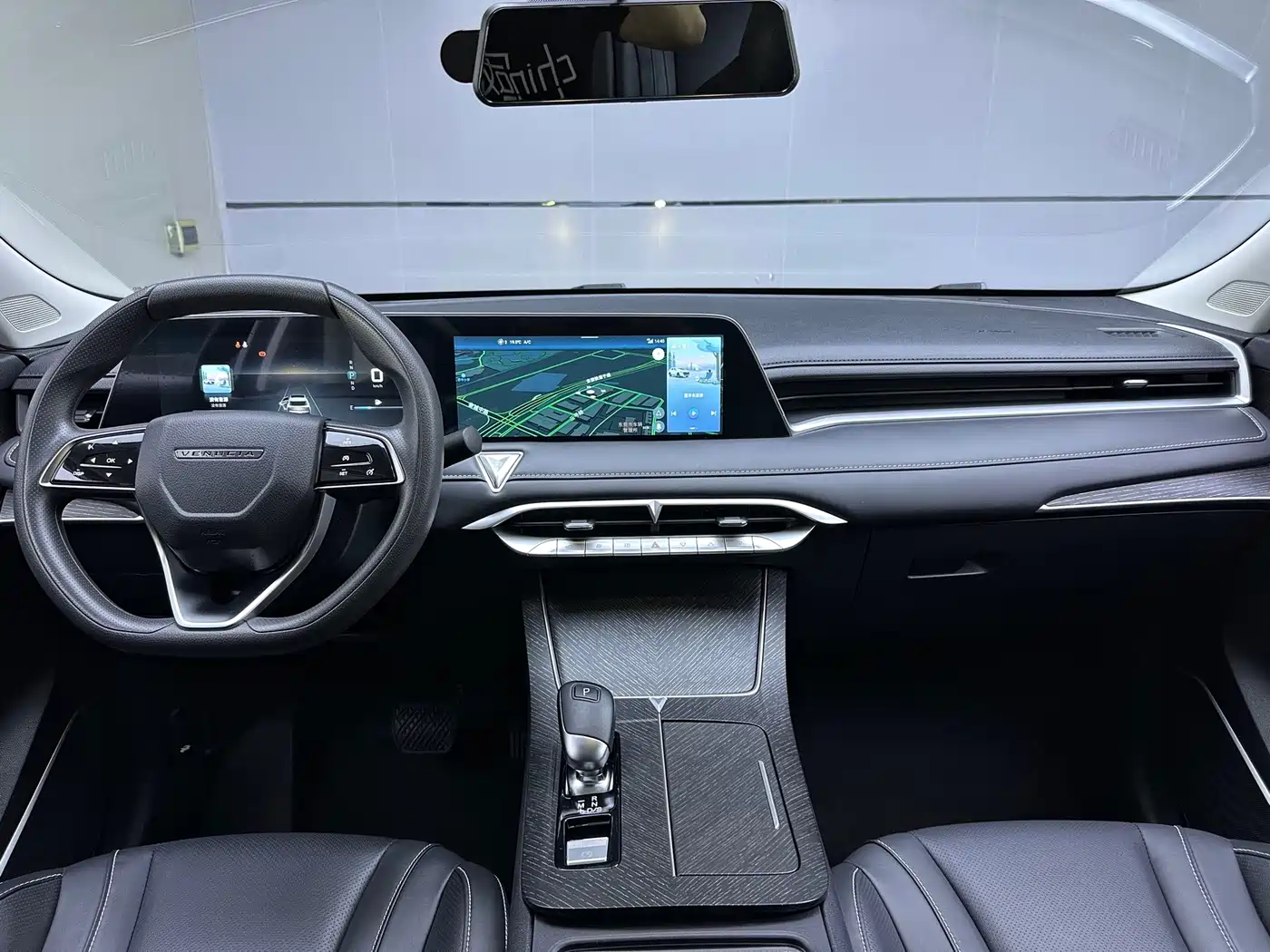Venucia Big V 2022 2021 260T Idol Edition