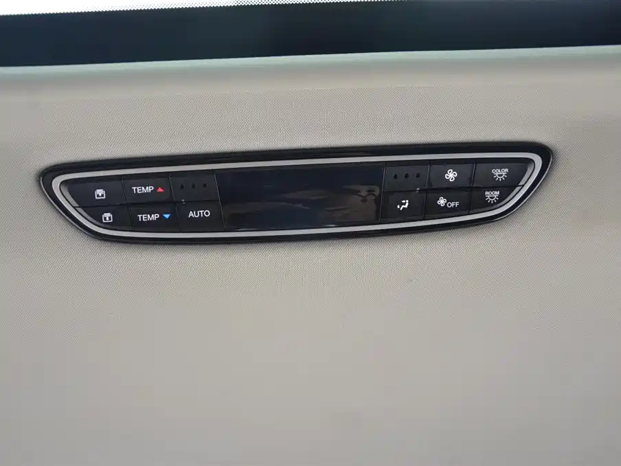 GAC Trumpchi Trumpchi M8 2021 Master Series 390T Ultimate Edition фото 10