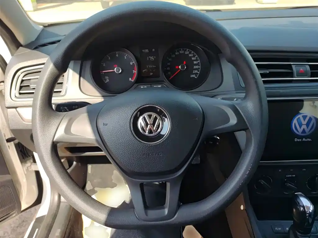 Volkswagen Lavida 2019 Lavida Start 1.5L Auto Trend (China VI) фото 10