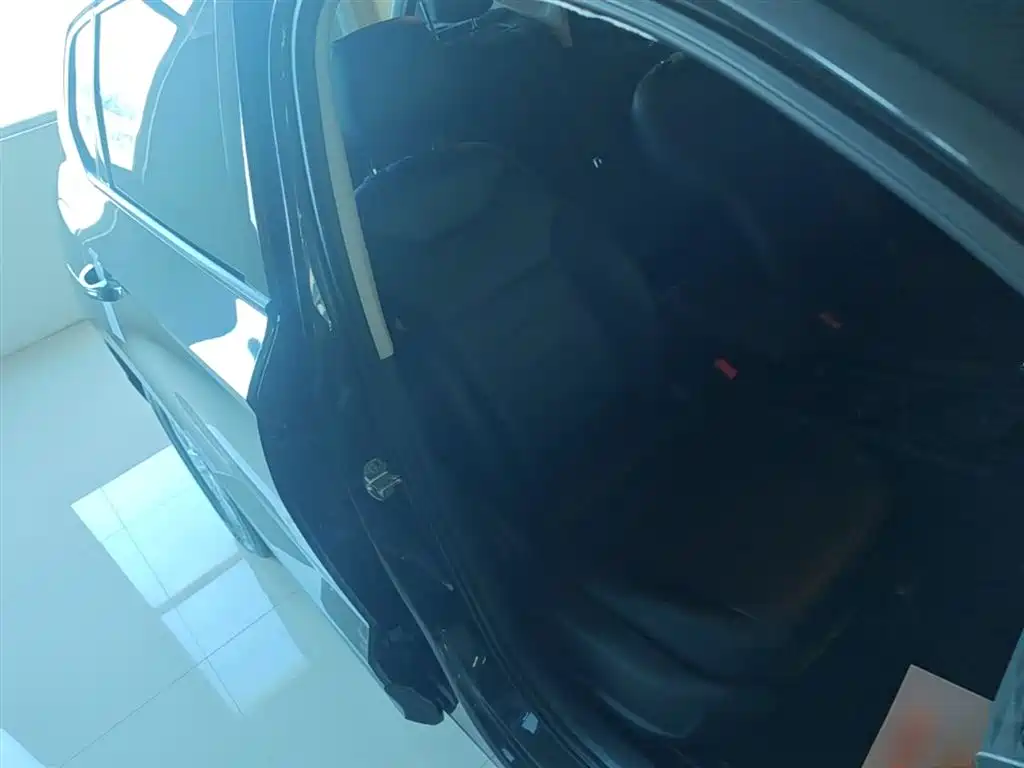 Volkswagen Tharu 2019 Model 280TSI 2WD Trend Edition China VI фото 23