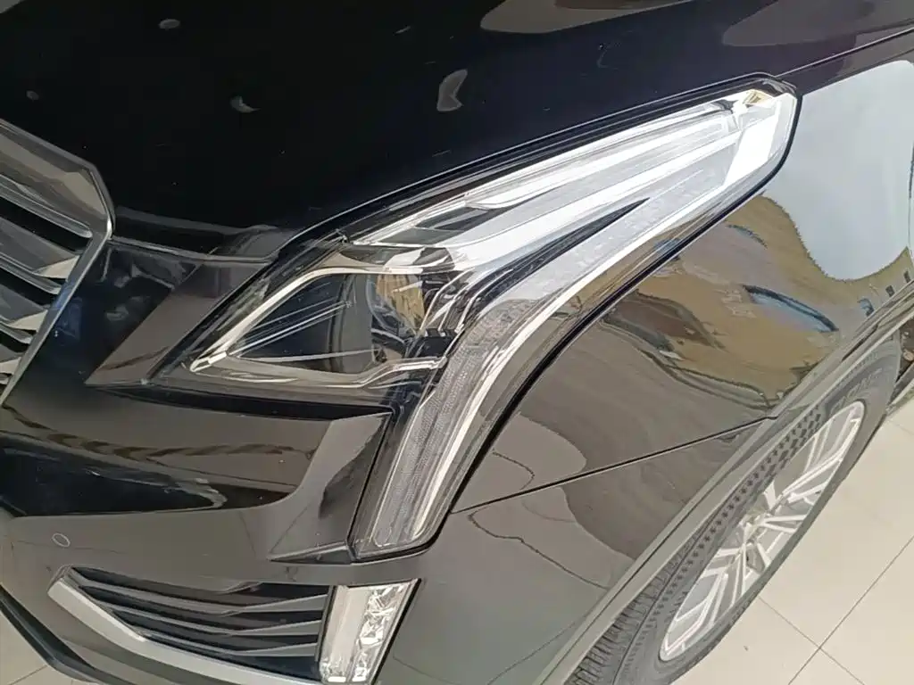 Cadillac XT5 2018 28T 4WD Luxury фото 24