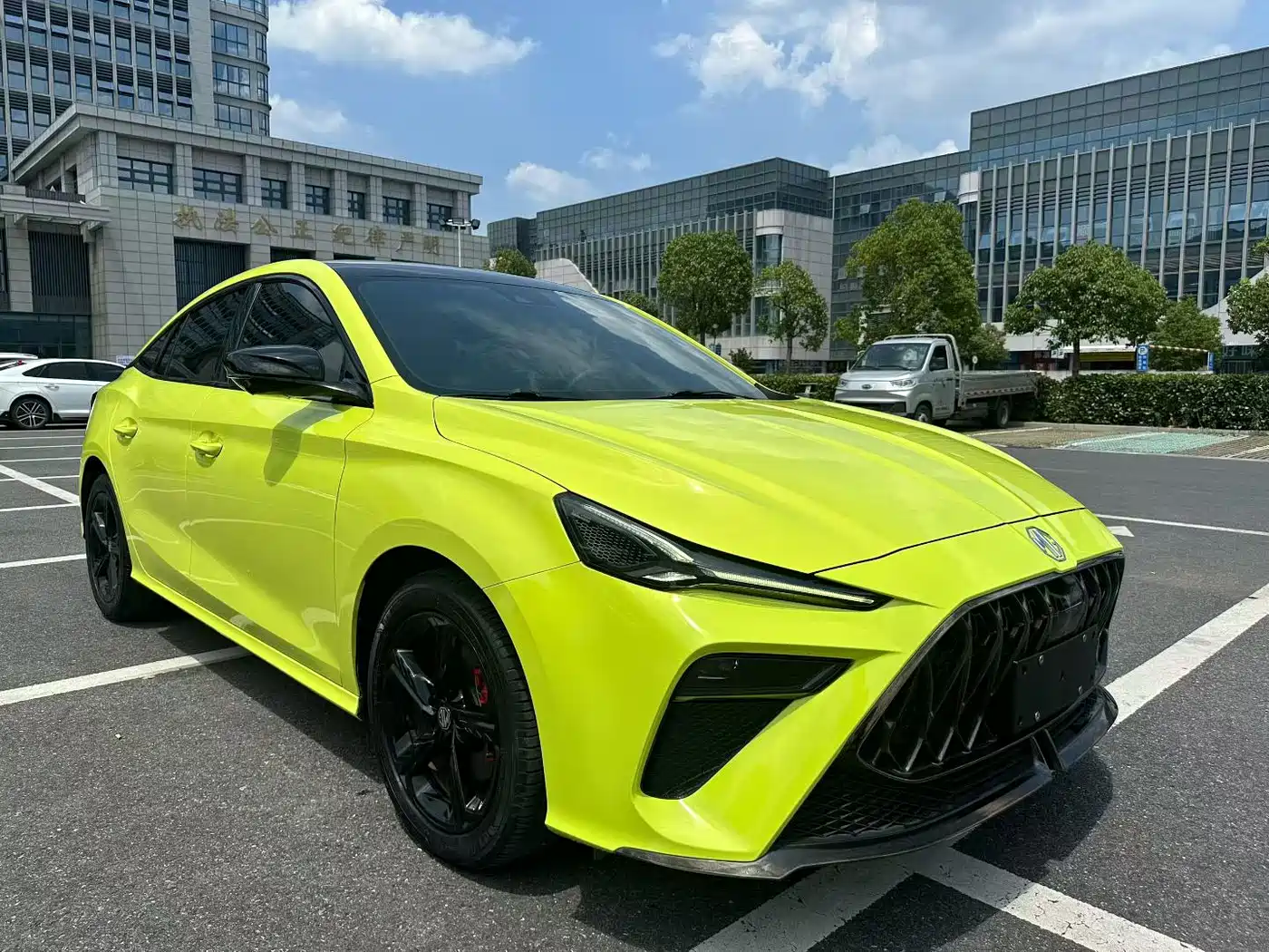 MG MG5 Scorpio 2022 2022 1.5T Trophy Sports Flagship